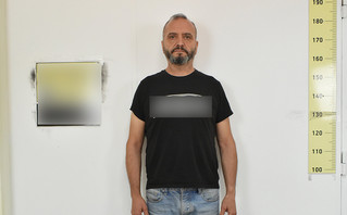 Ο Ηλίας Μίχος από την υπόθεση βιασμού της 12χρονης στον Κολωνό Ο Ηλίας Μίχος από την υπόθεση βιασμού της 12χρονης στον Κολωνό