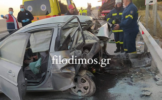 Δυστύχημα με δυο νεκρούς στην Ολυμπία Οδό, στο ύψος της Ακράτας Δυστύχημα με δυο νεκρούς στην Ολυμπία Οδό, στο ύψος της Ακράτας