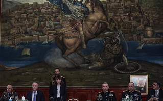 Η Κατερίνα Σακελλαροπούλου στο επίσημο γεύμα που διοργάνωσε ο διοικητής του Γ' σώματος στρατού Η Κατερίνα Σακελλαροπούλου στο επίσημο γεύμα που διοργάνωσε ο διοικητής του Γ' σώματος στρατού