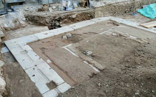 Αρχαιότητες των ύστερων ρωμαϊκών χρόνων αποκαλύφθηκαν στην Πλατεία Θεάτρου