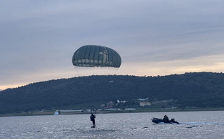 Επίσκεψη Αρχηγού ΓΕΕΘΑ στο Κέντρο Εκπαίδευσης Ειδικών Δυνάμεων και Συντήρηση Ικανότητας Αλεξιπτωτιστή