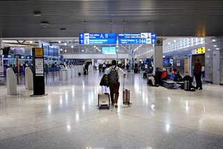Αυξήθηκε κατά 84,1% η επιβατική κίνηση στο «Ελευθέριος Βενιζέλος»: Το 2022 διακινήθηκαν 22,73 εκατ. επιβάτες