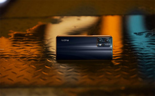 realme1-1.jpg