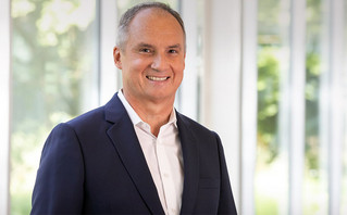 Αλλαγή στην ηγεσία της Renault: O Fabrice Cambolive νέος CEO