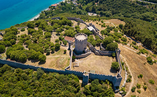 Κάστρο Πλαταμώνα Κάστρο Πλαταμώνα