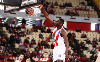 Basket League: Συνεχίζει αήττητος ο Ολυμπιακός που νίκησε και τον Προμηθέα