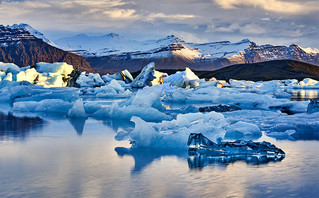 Μειώθηκε στο μισό το πάχος του πάγου στην Αρκτική εξαιτίας της κλιματικής αλλαγής