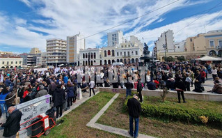 Στους δρόμους η Πάτρα για τα Τέμπη