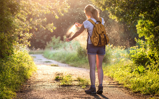 Νέα έρευνα για τα κουνούπια και γιατί προτιμούν κάποιους – Ο ρόλος που παίζουν τα σαπούνια