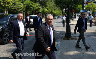 Στο Προεδρικό Μέγαρο οι πολιτικοί αρχηγοί Στο Προεδρικό Μέγαρο οι πολιτικοί αρχηγοί
