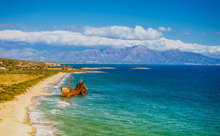 Ναυάγιο "Δημήτριος" Ναυάγιο "Δημήτριος"