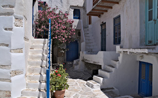 Αντίπαρος Αντίπαρος