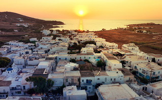 Αντίπαρος Αντίπαρος
