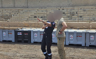 Φωτογραφίες με την άφιξη της ελληνικής αποστολής στο αεροδρόμιο της Βεγγάζης πριν την τραγωδία 4 F6OTqwWXUAAk7Bq