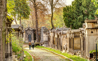 Pere Lachaise Cemetery1