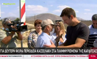 Για δεύτερη φορά ο Κασσελάκης επισκέφθηκε τις πλημμυροπαθείς περιοχές της Καρδίτσας