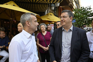 Θεσσαλονίκη: Τζιτζικώστας και Ζέρβας συναντήθηκαν τυχαία κατά τη διάρκεια της περιοδείας τους σε δρό... 3 IMG 1415