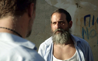 Στα σύρματα – Spoiler: Οι κλήσεις της Βανέσας και του Ιούλιου γίνονται όλο και πιο θερμές Στα σύρματα – Spoiler: Οι κλήσεις της Βανέσας και του Ιούλιου γίνονται όλο και πιο θερμές