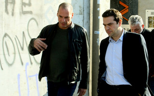 Ο Γιάνης Βαρουφάκης και ο Αλέξης Τσίπρας Ο Γιάνης Βαρουφάκης και ο Αλέξης Τσίπρας