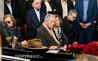Κηδεύεται ο σπουδαίος συγγραφέας, Βασίλης Βασιλικός Κηδεύεται ο σπουδαίος συγγραφέας, Βασίλης Βασιλικός