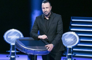Δύσκολες ώρες για τον Τάσο Τρύφωνος &#8211; Έχασε τη μητέρα του