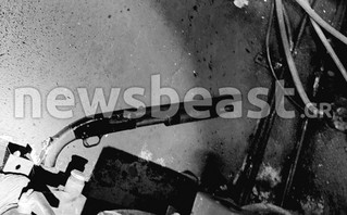 Με αυτήν την καραμπίνα ο Αιγύπτιος σκότωσε την εφοπλίστρια Μαρία Καρνέζη, τον γαμπρό της και τον καπετάνιο στη Γλυφάδα Με αυτήν την καραμπίνα ο Αιγύπτιος σκότωσε την εφοπλίστρια Μαρία Καρνέζη, τον γαμπρό της και τον καπετάνιο στη Γλυφάδα
