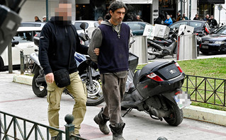 Ο παλαιοχριστιανός και αρνητής της τεχνολογίας πατέρας στην Κορινθία είχε λάπτοπ και στικάκι για σύνδεση στο ίντερνετ Ο παλαιοχριστιανός και αρνητής της τεχνολογίας πατέρας στην Κορινθία είχε λάπτοπ και στικάκι για σύνδεση στο ίντερνετ