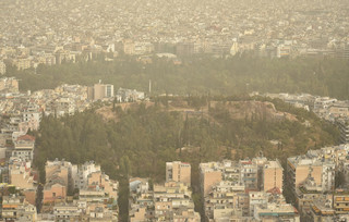 Αφρικανική σκόνη στην Αθήνα Αφρικανική σκόνη στην Αθήνα