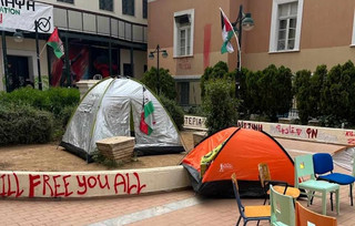 Φωτογραφίες μέσα από την κατάληψη στη Νομική Σχολή Φωτογραφίες μέσα από την κατάληψη στη Νομική Σχολή