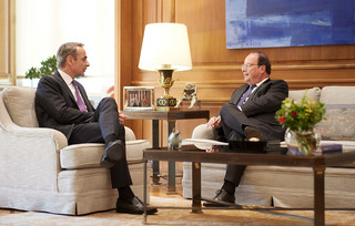 Συνάντηση του Κυριάκου Μητσοτάκη με τον Francois Hollande Συνάντηση του Κυριάκου Μητσοτάκη με τον Francois Hollande