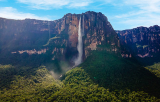 Angel Falls (Βενεζουέλα) Angel Falls (Βενεζουέλα)