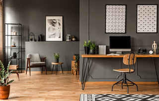 Εργασία στο σπίτι