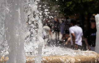 Ζέστη στο Σύνταγμα Ζέστη στο Σύνταγμα