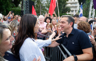 Ο Αλέξης Τσίπρας στην ομιλία του Στέφανου Κασσελάκη Ο Αλέξης Τσίπρας στην ομιλία του Στέφανου Κασσελάκη