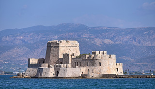 Μπούρτζι