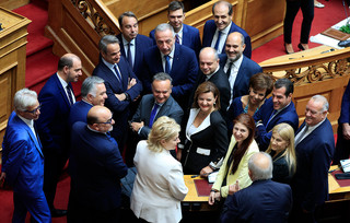 Αγιασμός στη Βουλή για την έναρξη των εργασιών της Β’ Συνόδου Αγιασμός στη Βουλή για την έναρξη των εργασιών της Β’ Συνόδου