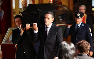 Διάφανη αγάπη Διάφανη αγάπη
