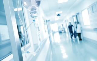 Επέμβαση στο χειρουργείο Επέμβαση στο χειρουργείο