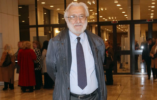 Γιάννης Σμαραγδής Γιάννης Σμαραγδής
