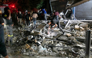 Φλέγεται η Μέση Ανατολή μεταξύ Ιράν και Ισραήλ Φλέγεται η Μέση Ανατολή μεταξύ Ιράν και Ισραήλ
