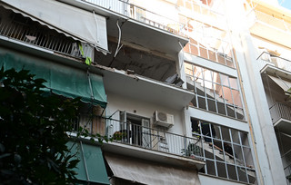 Ένας νεκρός από έκρηξη σε διαμέρισμα στους Αμπελόκηπους Ένας νεκρός από έκρηξη σε διαμέρισμα στους Αμπελόκηπους