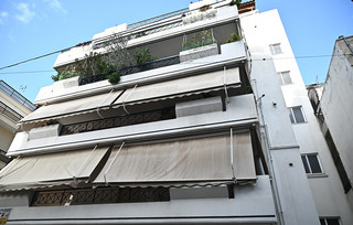 Το οπλοστάσιο στο Παγκράτι Το οπλοστάσιο στο Παγκράτι