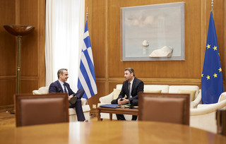 Κυριάκος Μητσοτάκης - Νίκος Ανδρουλάκης Κυριάκος Μητσοτάκης - Νίκος Ανδρουλάκης