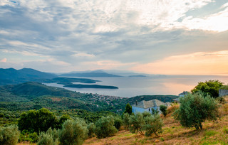 Λαύκος Πήλιο Λαύκος Πήλιο