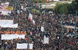 Μεγάλη συγκέντρωση πολιτών στα Γιάννενα με σύνθημα «Δικαιοσύνη για τα Τέμπη» Μεγάλη συγκέντρωση πολιτών στα Γιάννενα με σύνθημα «Δικαιοσύνη για τα Τέμπη»