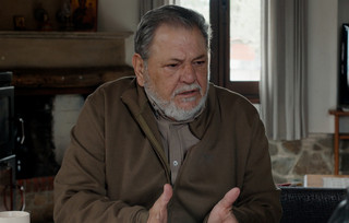 Η Γη της Ελιάς Η Γη της Ελιάς