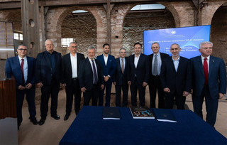 Ξεκινά η υλοποίηση του νέου Εθνικού Υπερυπολογιστή «ΔΑΙΔΑΛΟΣ» και του Κέντρου Δεδομένων στο ΤΠΠ Λαυρίου Ξεκινά η υλοποίηση του νέου Εθνικού Υπερυπολογιστή «ΔΑΙΔΑΛΟΣ» και του Κέντρου Δεδομένων στο ΤΠΠ Λαυρίου