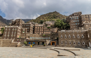 Rijal Alma Rijal Alma
