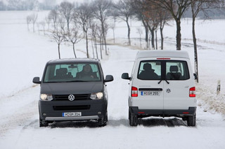 Τα επαγγελματικά της Volkswagen γιορτάζουν 40 χρόνια τετρακίνησης Τα επαγγελματικά της Volkswagen γιορτάζουν 40 χρόνια τετρακίνησης