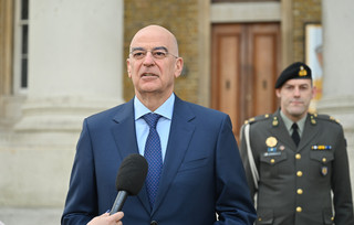 Δένδιας Λονδίνο Δένδιας Λονδίνο